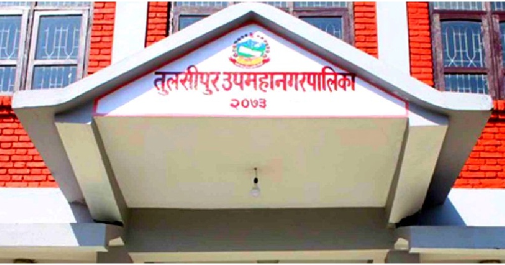 ऐलानी जग्गामा बनेका घरबाट कर उठाइँदै