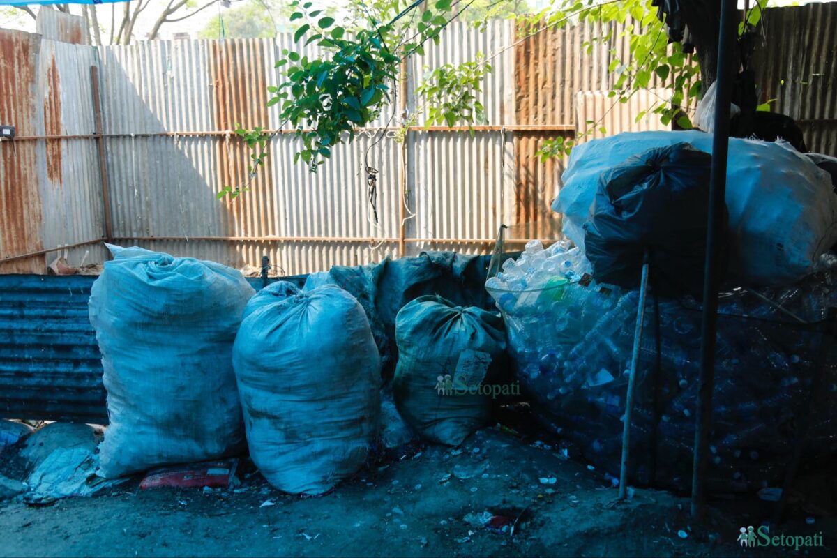 सिंहदरबारको फोहोर नउठाएको मुद्दा न्यायाधीश कार्कीको इजलासमा