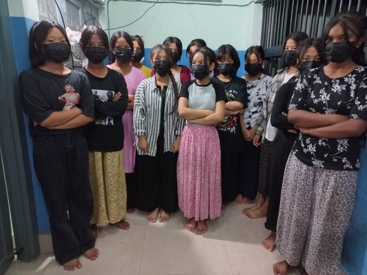 मोरङमा ज्यान मार्ने उद्योग कसुरमा संलग्न १३ जना बालिका पक्राउ