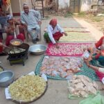 चिप्स उत्पादन गर्दै रामपुरका महिला