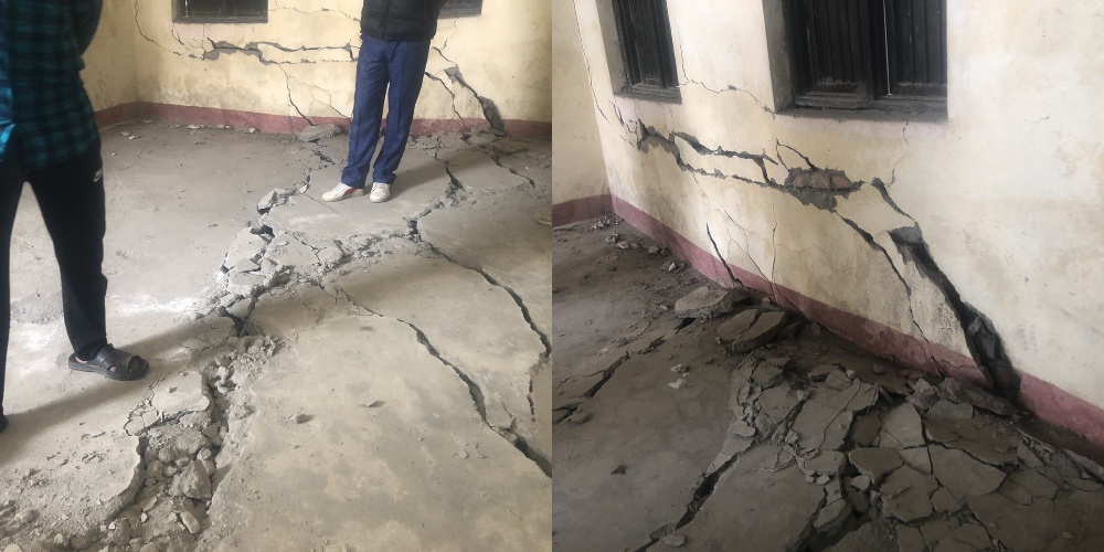 नुवाकाेटमा जाेखिम पूर्ण रूपमा पठनपाठन गर्दै विद्यार्थी, अस्थायी संरचना बनाउने तयारी