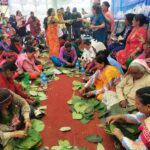 टपरी गाँस्ने प्रतिस्पर्धीसित विगतका सम्झना
