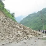 नारायणगढ मुग्लिन सडक खण्डमा सुख्खा पहिरो