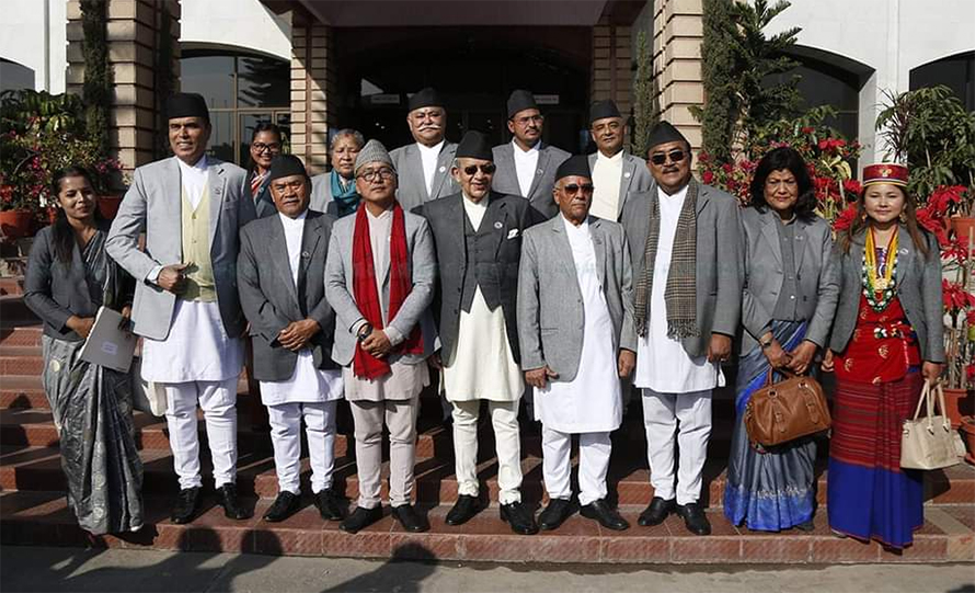 कंशाकारद्वारा सांसद पदको शपथ