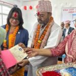 नरैनापुरका भूमिहिनलाई लालपुर्जा पुर्जा वितरण