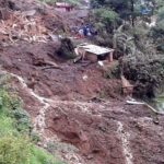 पहिराले घर पुरिएर आमाछोराको मृत्यु, तीनजना घाइते