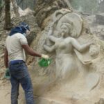 भारतीय मूर्तिलाई विस्थापित गराउँदै नेपालगञ्जका मूर्तिकार